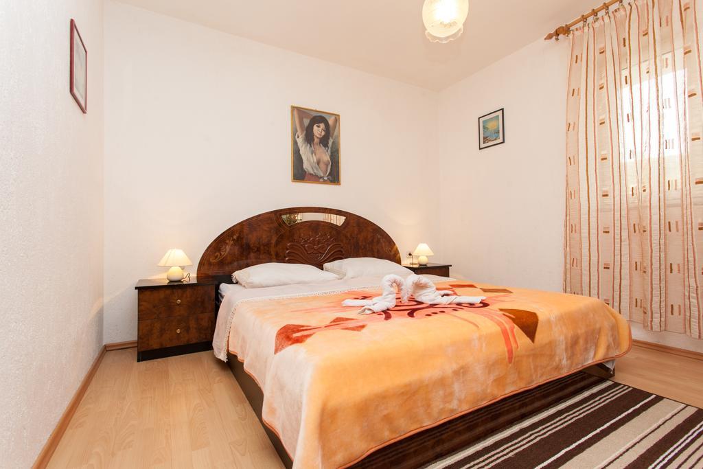 Apartments Boskoviceva Punat Exterior photo